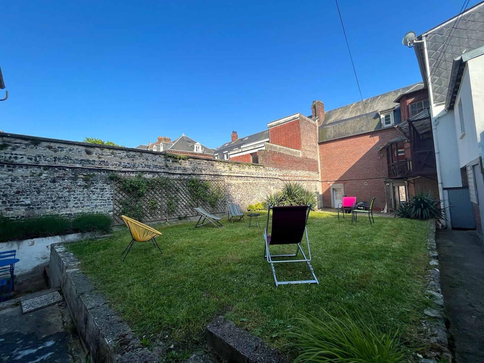 Immeuble 0m2 – Dieppe (Ref. VI051)